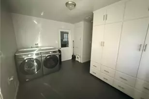 2498 N G St, San Bernardino, CA 92405 - Photo 9