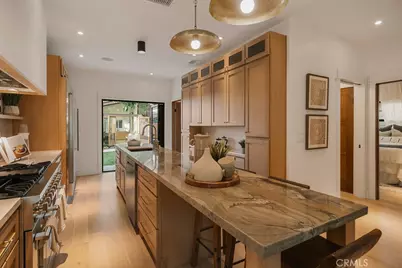 4633 Russell, Los Angeles, CA 90027 - Photo 19