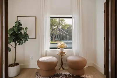 4633 Russell, Los Angeles, CA 90027 - Photo 9
