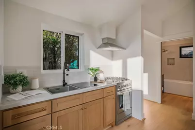 4633 Russell, Los Angeles, CA 90027 - Photo 45