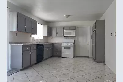 11380 El Esteban, Phelan, CA 92371 - Photo 9