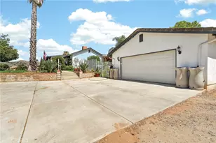 15091 Golden Star, Riverside, CA 92506 - Photo 49