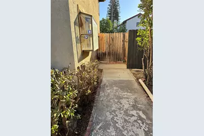 14242 Ranchero, Fontana, CA 92337 - Photo 5