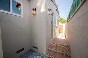 2391 Fashion Ave, Long Beach, CA 90810 - Photo 27