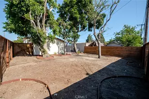 2391 Fashion Ave, Long Beach, CA 90810 - Photo 33