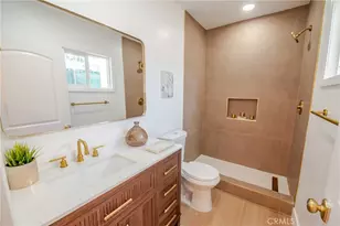 2391 Fashion Ave, Long Beach, CA 90810 - Photo 23