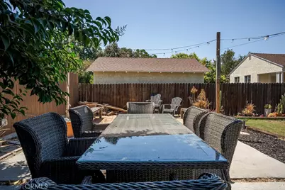 346 W Artesia, Pomona, CA 91768 - Photo 31