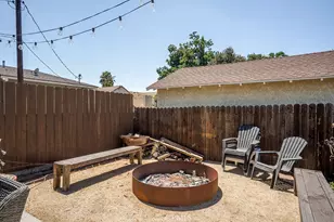 346 W Artesia, Pomona, CA 91768 - Photo 33