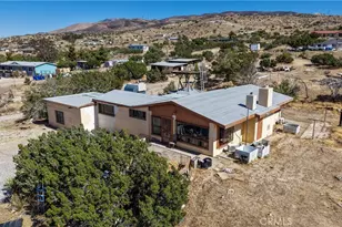 25435 Skyline Dr, Apple Valley, CA 92308 - Photo 3