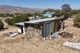 25435 Skyline Dr, Apple Valley, CA 92308 - Photo 15