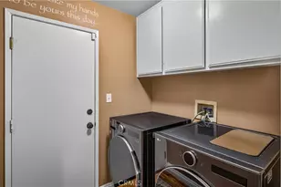 5561 Hunt Club Dr, Fontana, CA 92336 - Photo 15