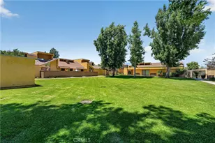 435 W 9th, Upland, CA 91786 - Photo 27