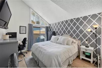 435 W 9th #B3, Upland, CA 91786 - Photo 15