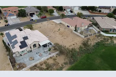 15071 Shady Elm, Helendale, CA 92342 - Photo 9