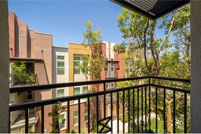 704 W 1st Street, Claremont, CA 91711 - Photo 31