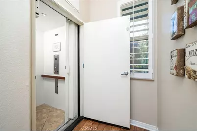 704 W 1st Street, Claremont, CA 91711 - Photo 9