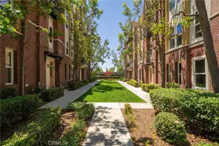 704 W 1st St, Claremont, CA 91711 - Photo 7
