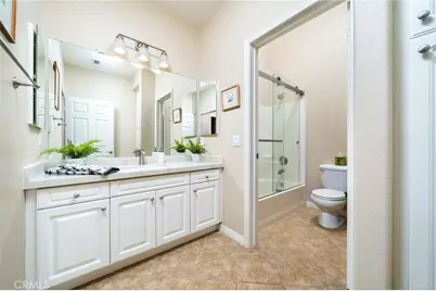 704 W 1st Street, Claremont, CA 91711 - Photo 27