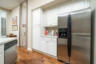 704 W 1st St, Claremont, CA 91711 - Photo 15