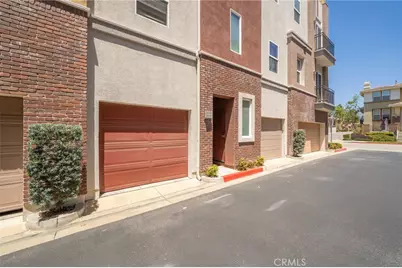 704 W 1st Street, Claremont, CA 91711 - Photo 33