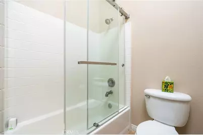 704 W 1st Street, Claremont, CA 91711 - Photo 23