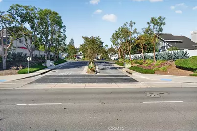 43 Oxbow Creek, Laguna Hills, CA 92653 - Photo 3