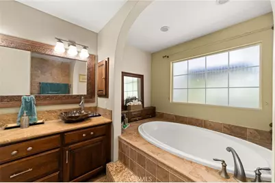 1055 W Aster, Upland, CA 91786 - Photo 13