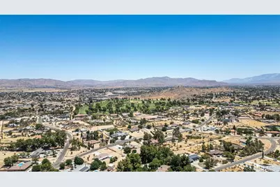 15093 Mandan, Apple Valley, CA 92307 - Photo 55