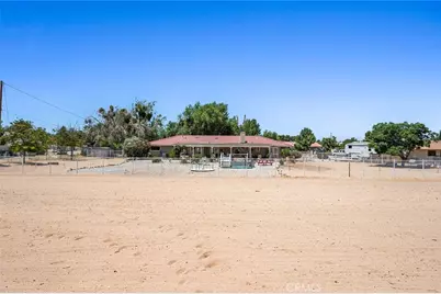 15093 Mandan, Apple Valley, CA 92307 - Photo 45