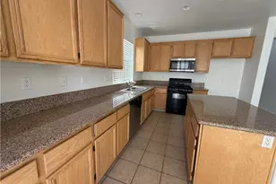 3102 San Luis Dr, Lancaster, CA 93535 - Photo 15