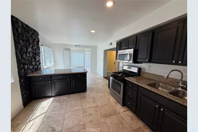 636 N Lamer Street, Burbank, CA 91506 - Photo 11