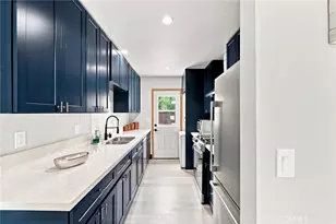 17660 Martha St, Los Angeles, CA 91316 - Photo 13