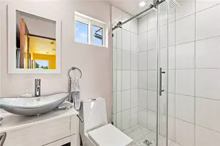 17660 Martha St, Los Angeles, CA 91316 - Photo 41