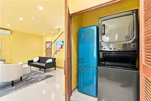 17660 Martha St, Los Angeles, CA 91316 - Photo 35