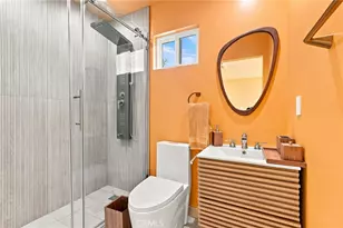 17660 Martha St, Los Angeles, CA 91316 - Photo 37
