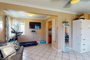 1715 E 65th St, Los Angeles, CA 90001 - Photo 7