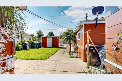 1715 E 65th Street, Los Angeles, CA 90001 - Photo 45