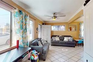 1715 E 65th St, Los Angeles, CA 90001 - Photo 9