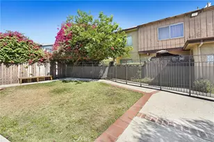 7301 Lennox Ave, Van Nuys, CA 91405 - Photo 17