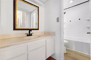 7301 Lennox Ave, Van Nuys, CA 91405 - Photo 11