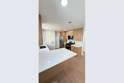 2741 Gale Avenue, Long Beach, CA 90810 - Photo 3