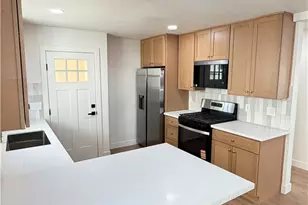 2741 Gale Ave, Long Beach, CA 90810 - Photo 3
