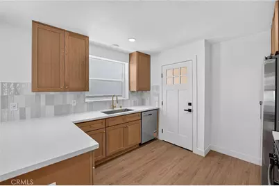 2741 Gale Avenue, Long Beach, CA 90810 - Photo 17