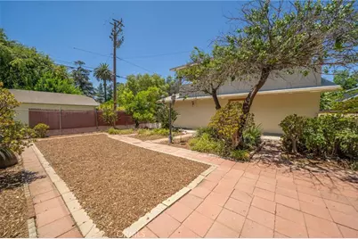 2382 Bonita Avenue, La Verne, CA 91750 - Photo 43