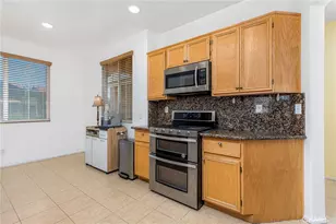 11578 Luna Rd, Victorville, CA 92392 - Photo 7