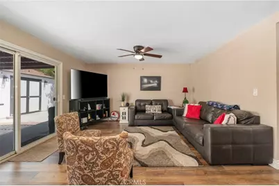525 S Forest, Rialto, CA 92316 - Photo 15