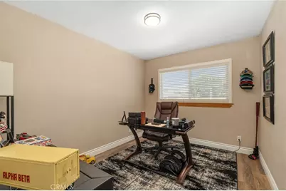 525 S Forest, Rialto, CA 92316 - Photo 23