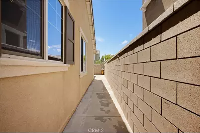5382 Kastania, Fontana, CA 92336 - Photo 39