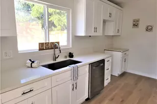 7040 3rd, Los Angeles, CA 90043 - Photo 17