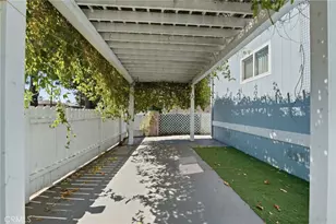 8787 Locust Ave, Fontana, CA 92335 - Photo 21